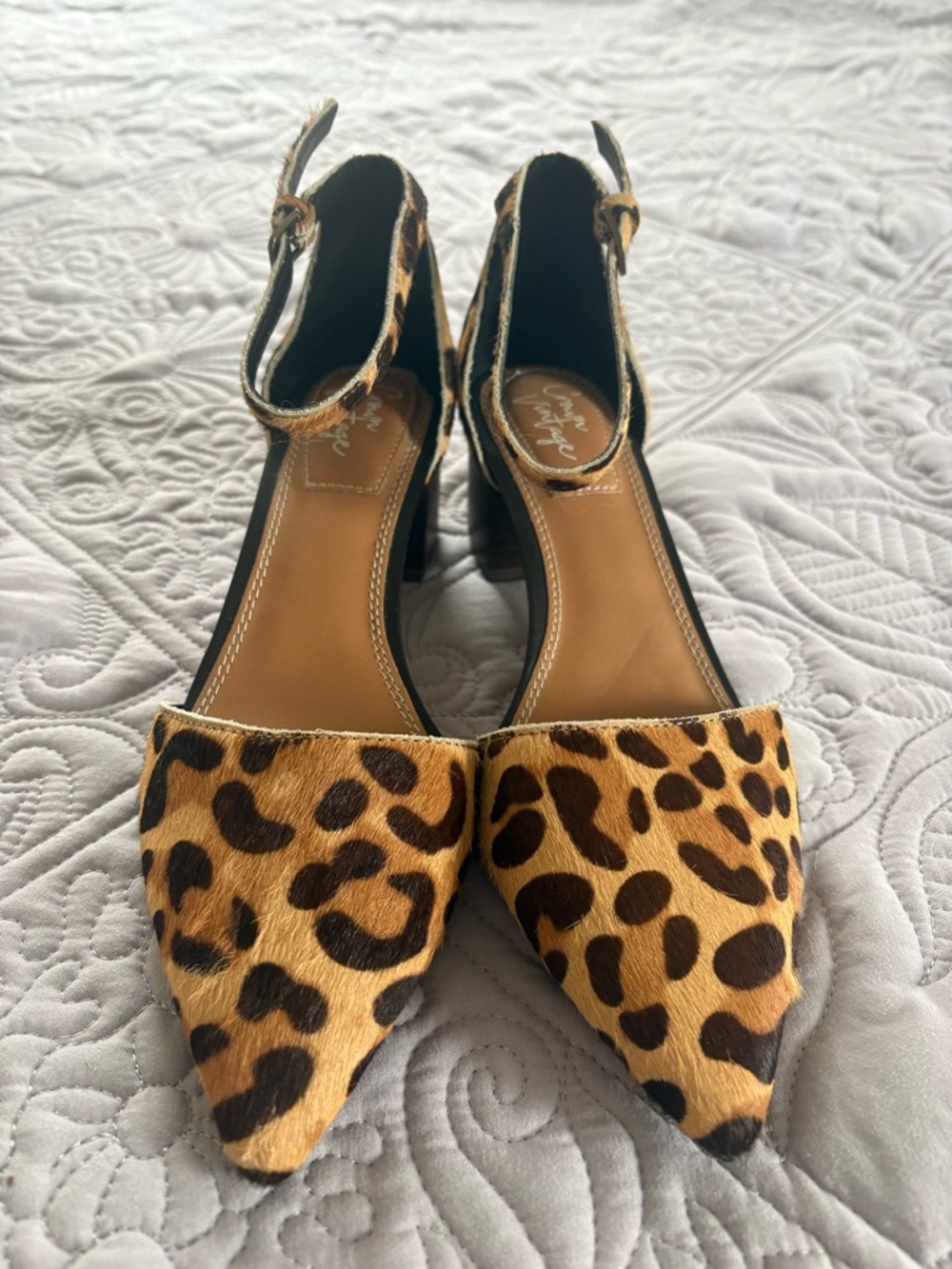 Crown Vintage Leopard Print Pointed Toe Ankle-Strap Heels - Tan/Black